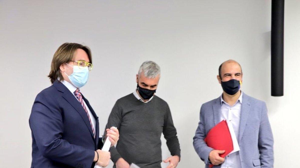 Els consellers David Montané, Carles Naudi d'Areny-Plandolit i Marc Magallon