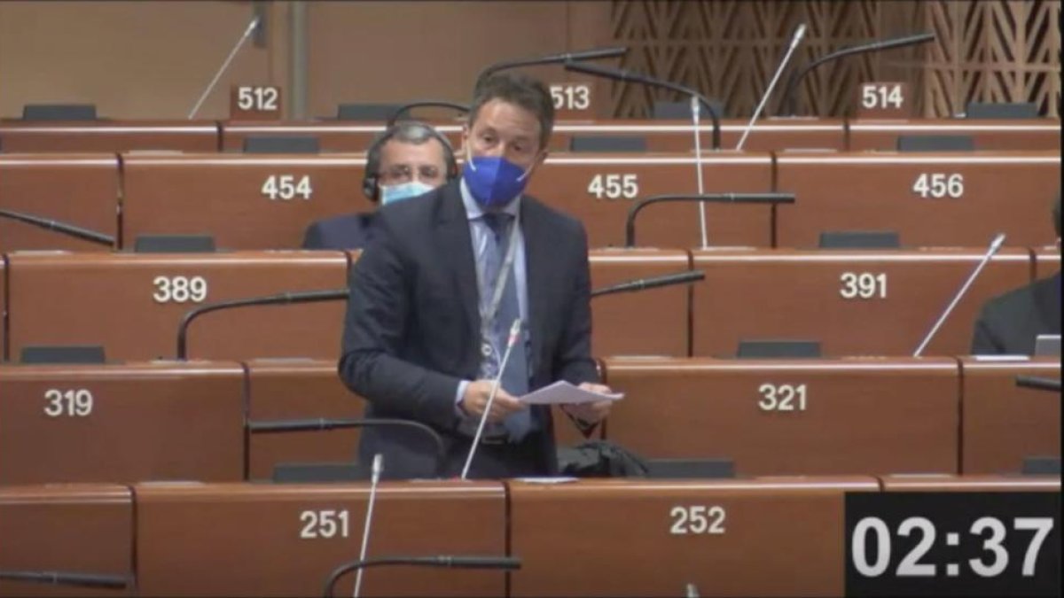 Pere López durant la intervenció avui al Consell d'Europa