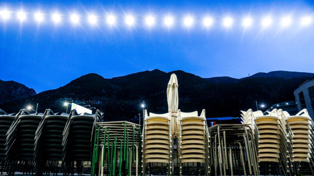 La capital retornarà 300.000 euros en taxes als negocis més castigats