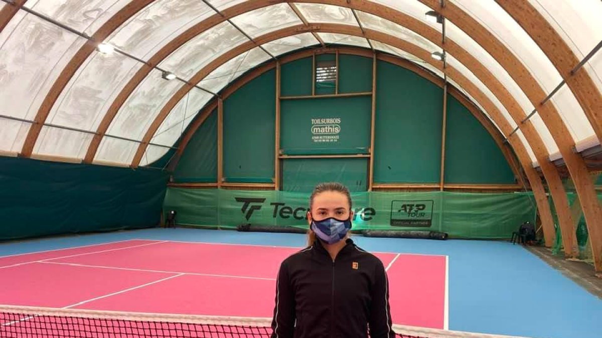 Vicky Jiménez cau en dobles i s'enfrontarà a la 119 del món, Katarina Zavatska, en individual