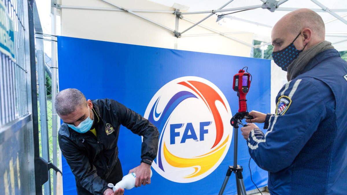 La FIFA entrega 1,5 milions a la Federació per la Covid