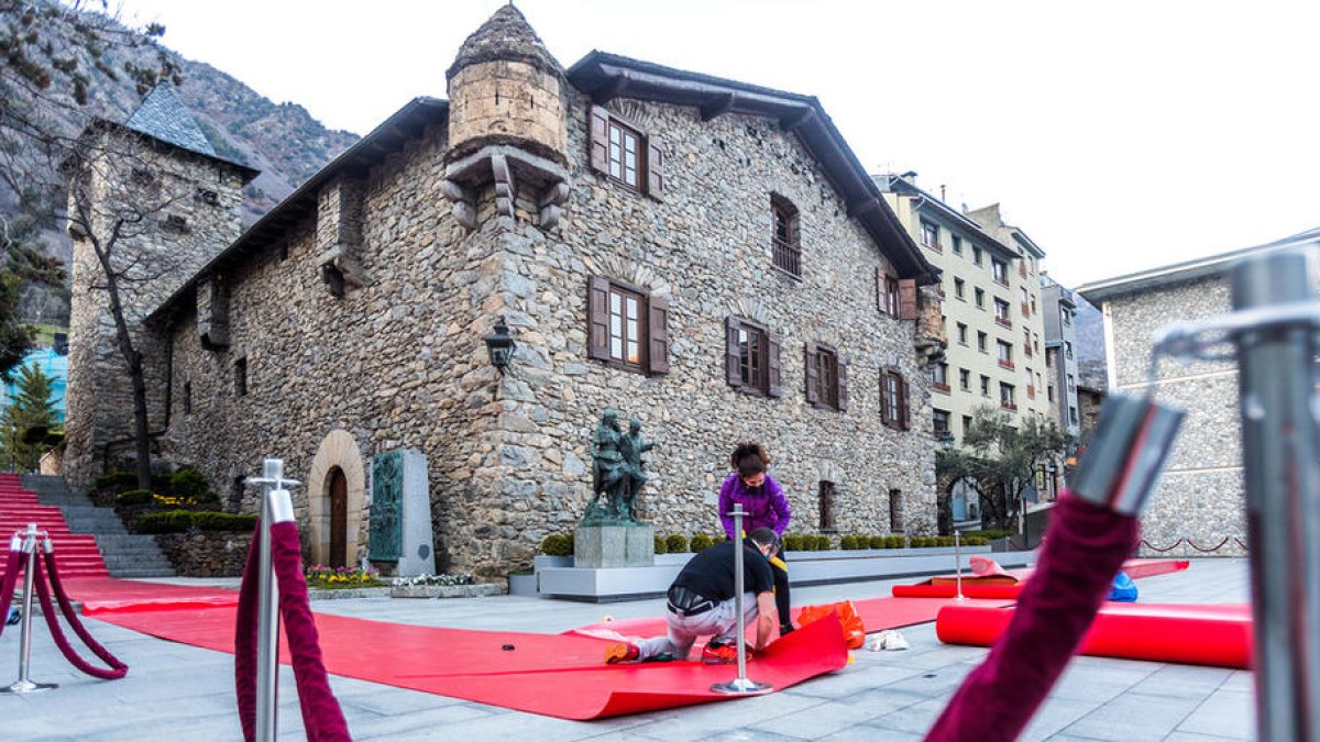 Casa de la Vall ja espera els reis d'Espanya