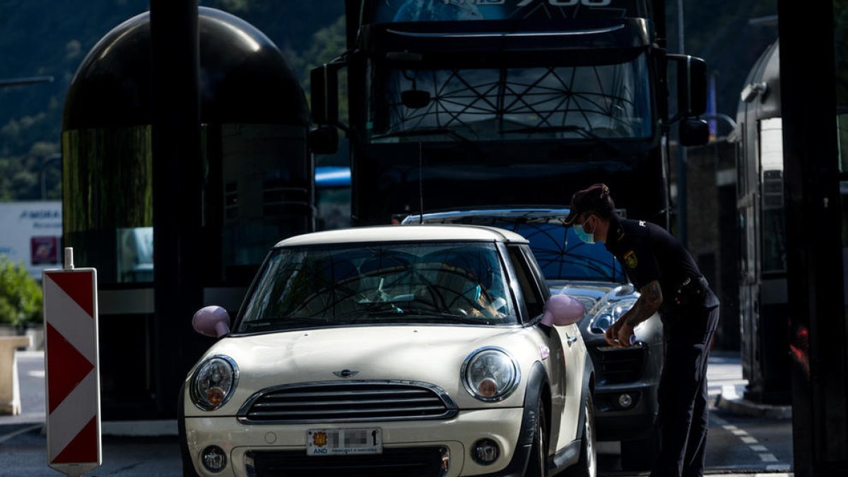 El Govern demana explicacions a la Generalitat sobre les visites familiars