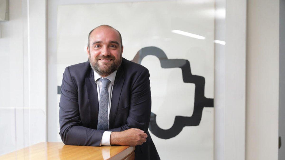 “Millorar la mancança de pistes cobertes és la clau de tot”