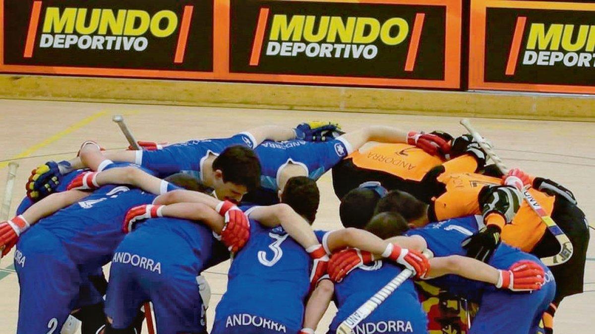 El Govern manté una primera reunió amb els jugadors que han renunciat a la selecció