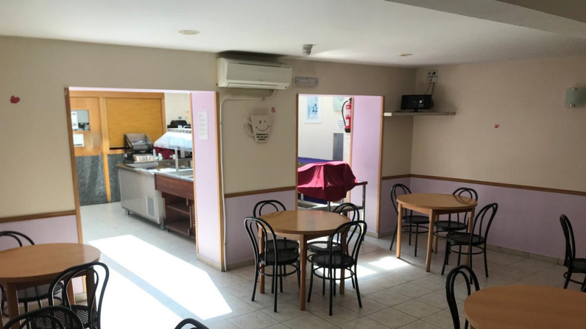 Els hotels oberts consideren que es troben en una economia de guerra