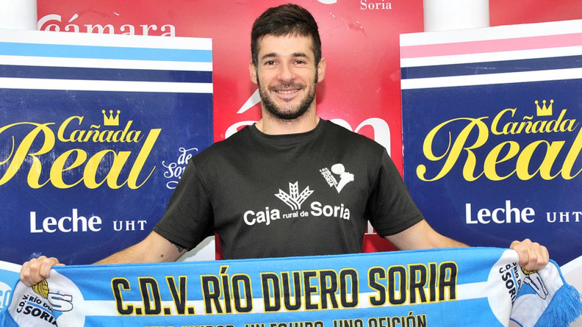 Xavi Folguera renova una temporada més el compromís amb el Río Duero de Sòria