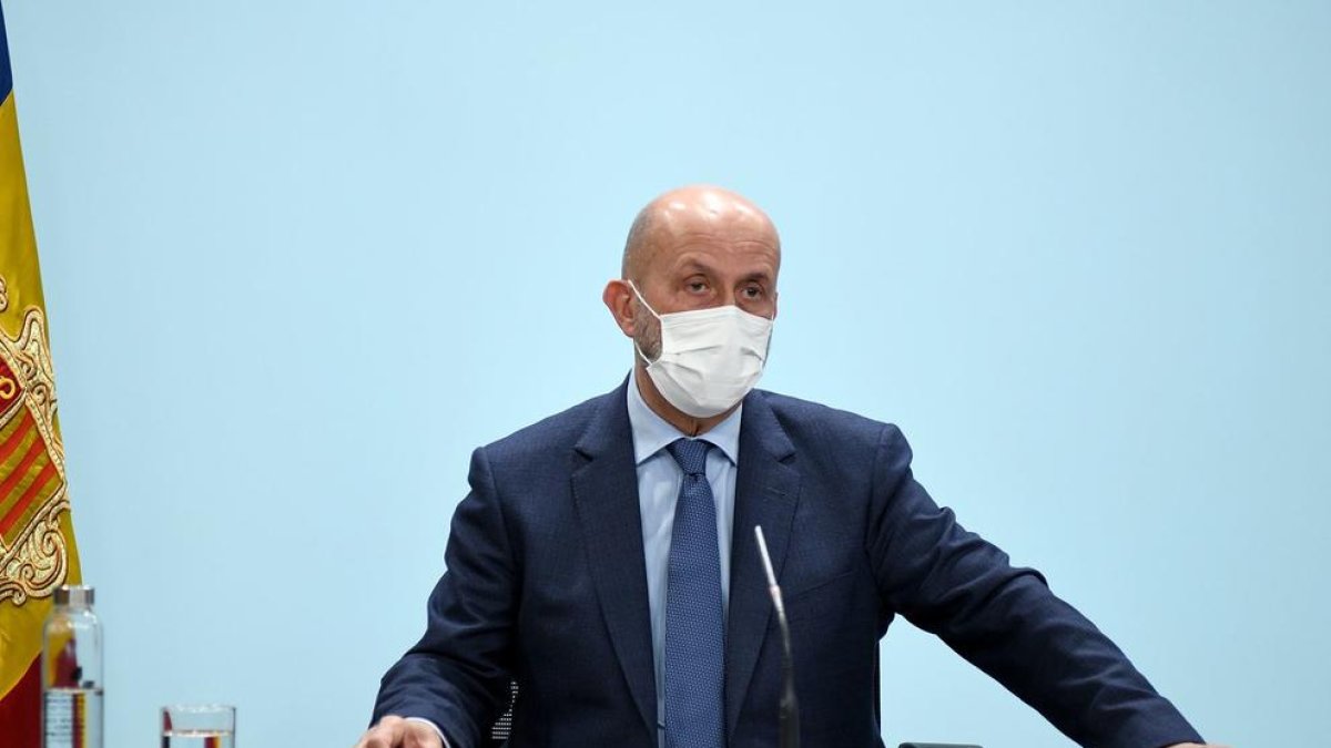 Martínez Benazet en la roda de premsa d'aquest migdia