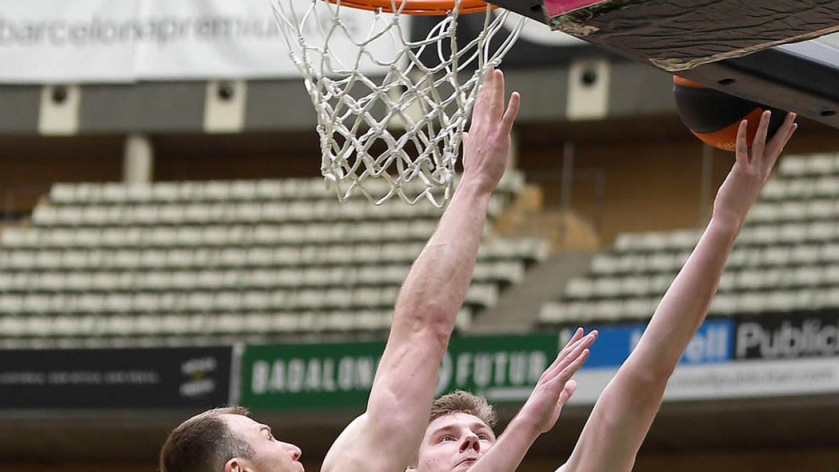 El play-off, car per al MoraBanc (99-92)