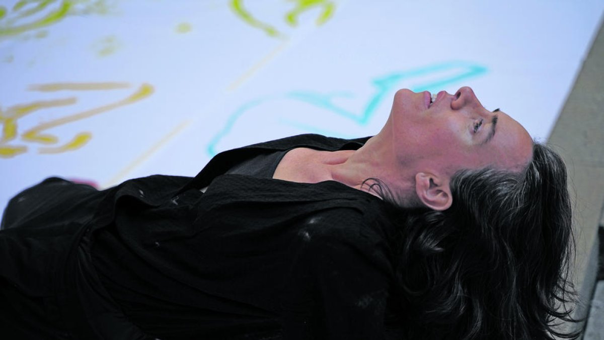 “La dansa és pell i entrar en diàleg des de la corporalitat”