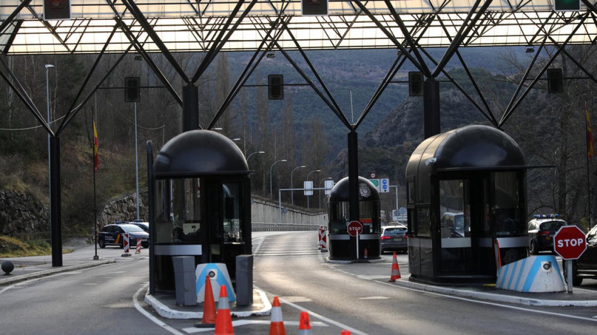 Fàbrega demana assimilar la situació comercial a la d'Andorra
