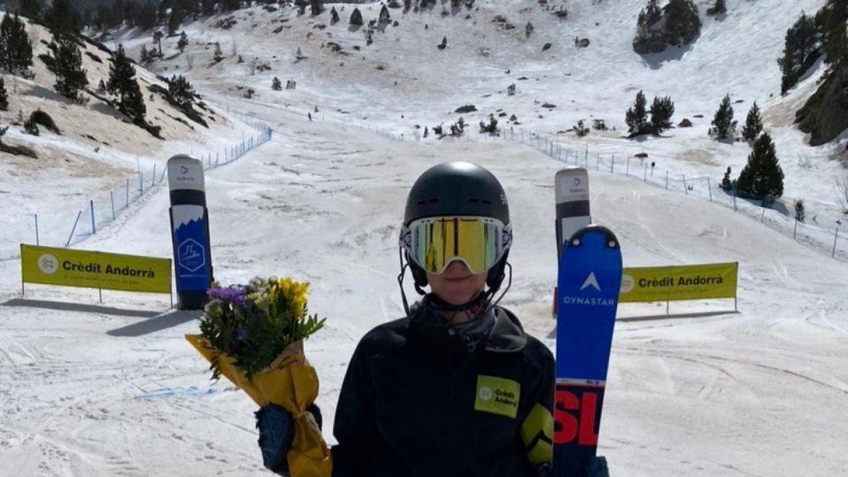 Íria Medina és la campiona d'Andorra d'eslàlom