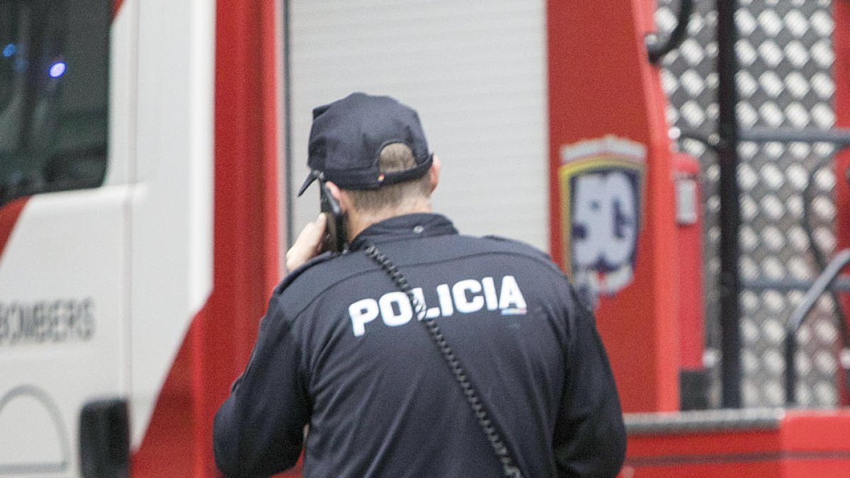 Un agent del cos de policia.