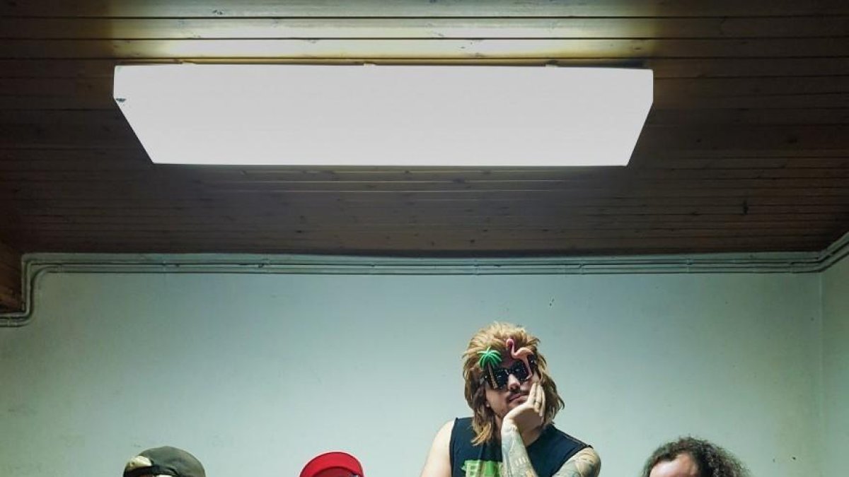 Punkers love the 80's en concert