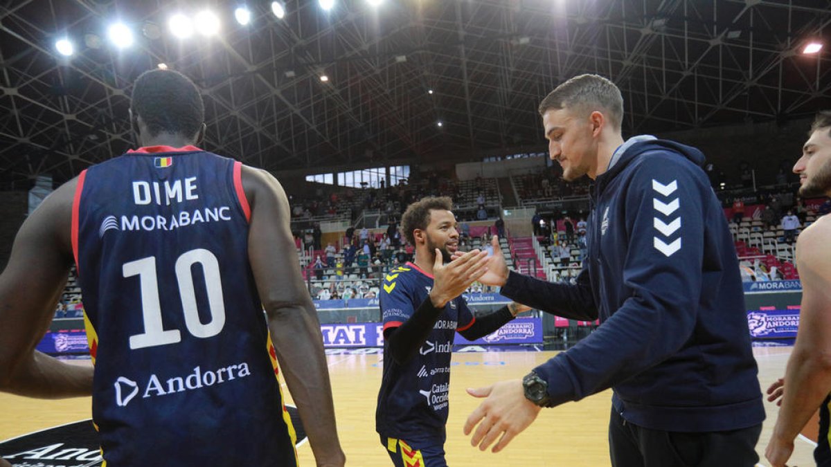 Tomasz Gielo s'acomiada del MoraBanc en acabar el contracte