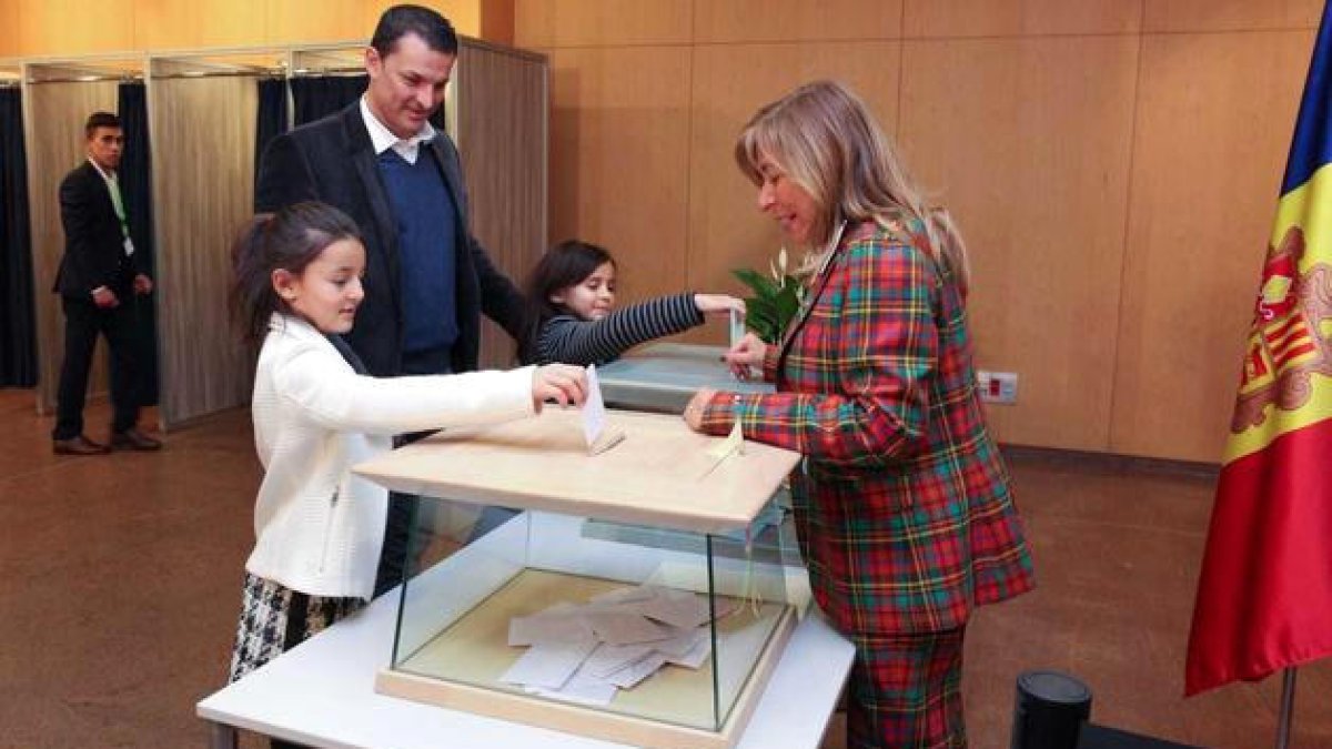 L'A vol donar un escó a la segona llista més votada de la territorial