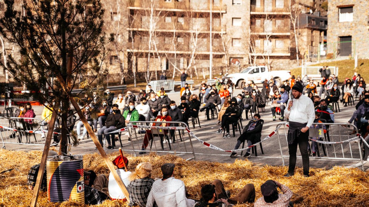 El Ball de l'Ossa d'Encamp es fa 'youtuber'