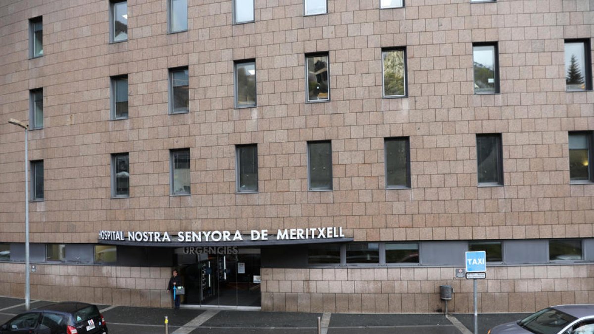 Salut diagnostica 35 contagis nous i 54 altes en les darreres 24 hores