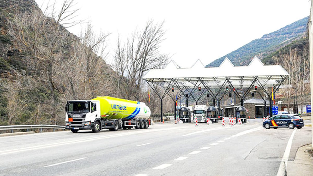 Les importacions augmenten més d'un 35% durant el mes de març respecte a l'any anterior