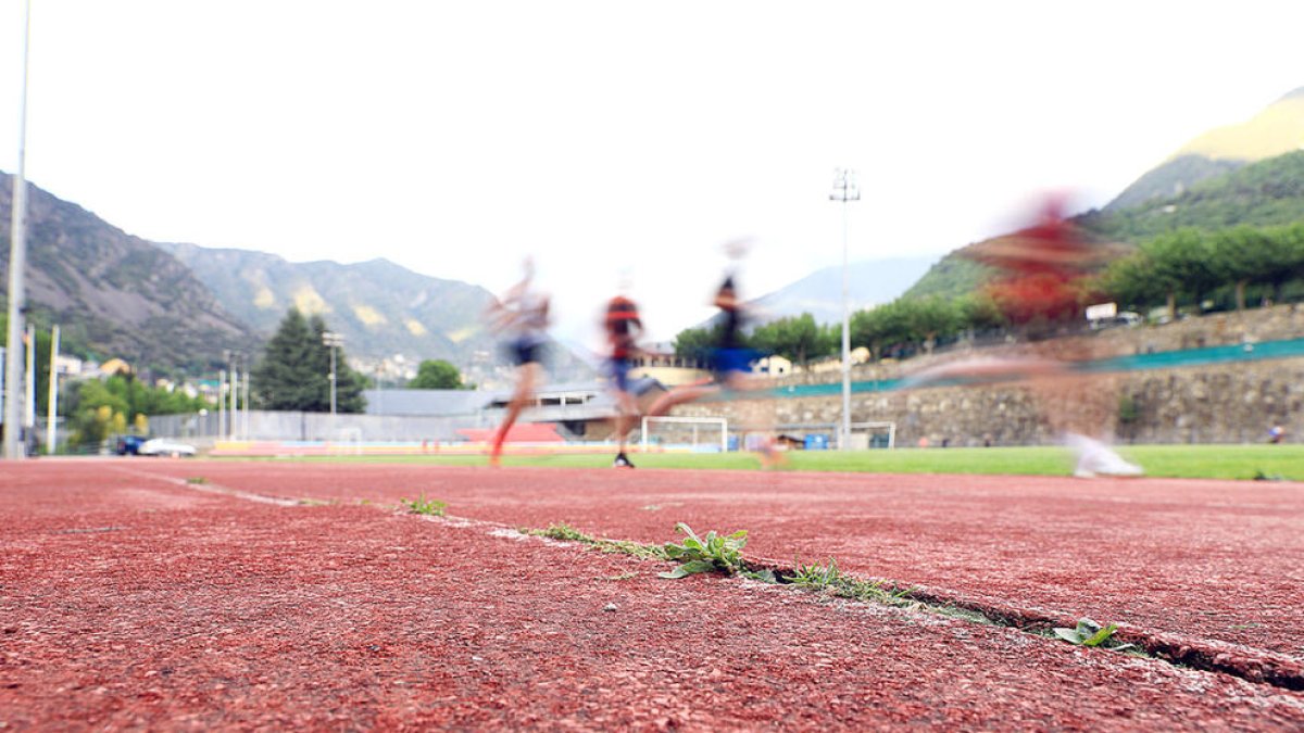 La pista de l'Estadi Comunal es començarà a remodelar a l'estiu