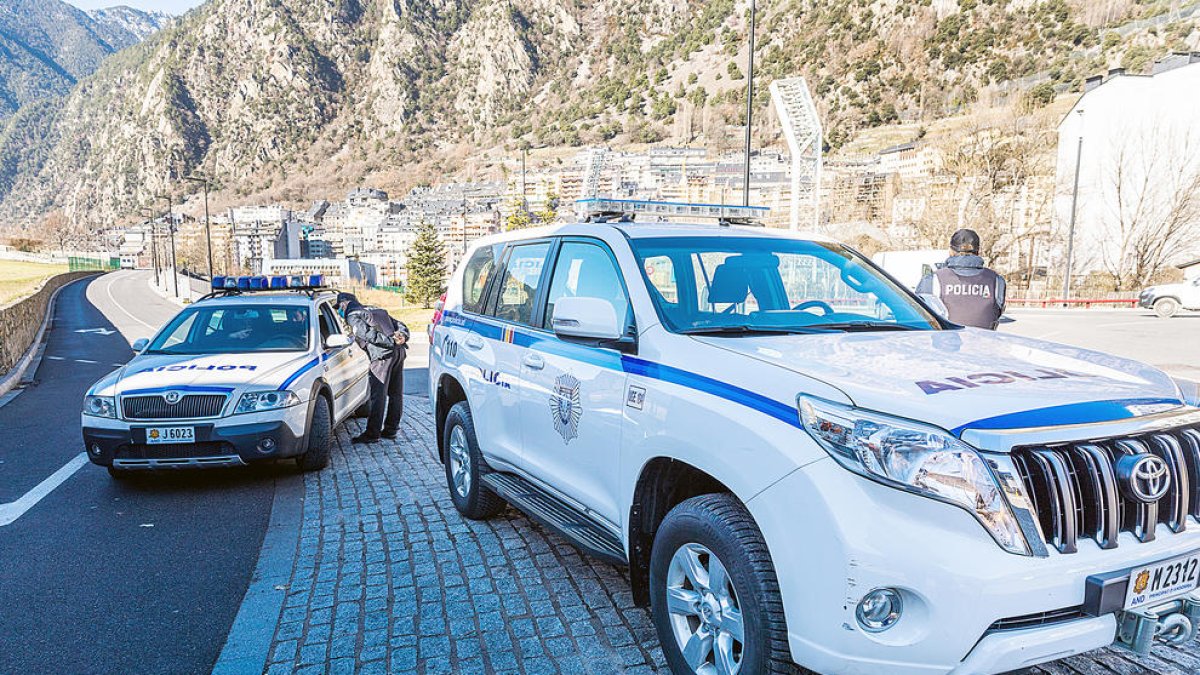 El robatori a dos pisos d'Ordino i Encamp pot estar relacionat