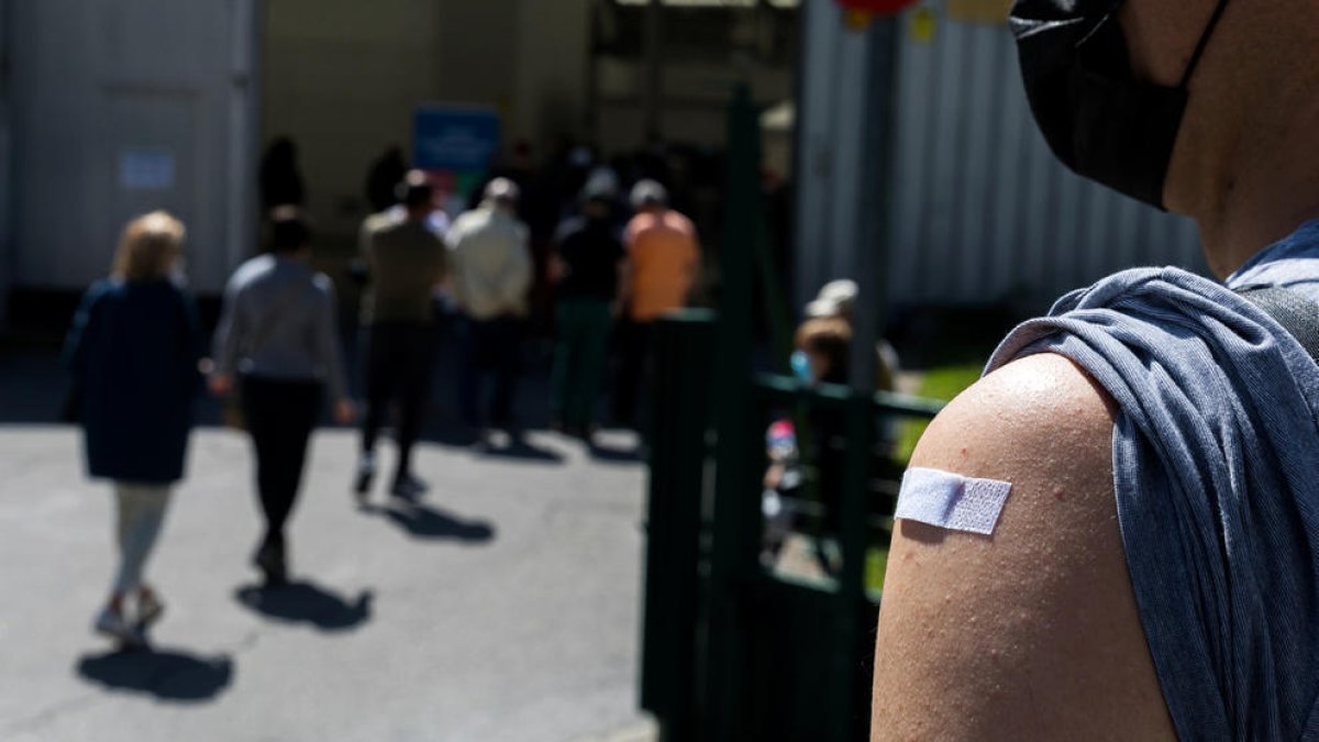 Vint mil no inscrits per rebre la vacuna