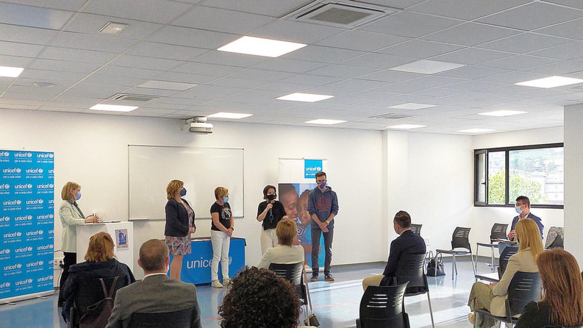 L'escola andorrana de batxillerat, 5è premi Unicef
