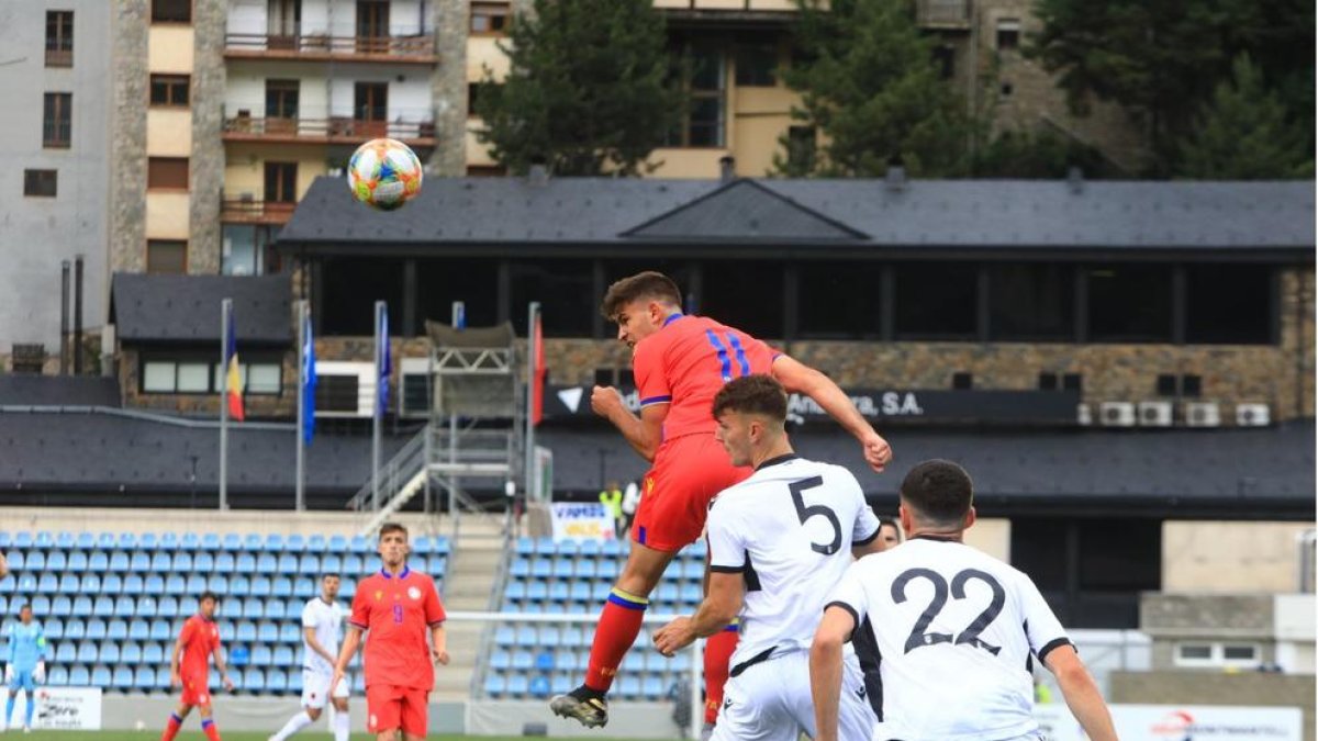 La sub-21 obre el Preeuropeu amb derrota 0-3