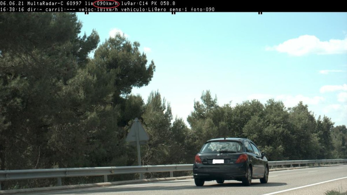 La fotografia del conductor que va ser denunciat