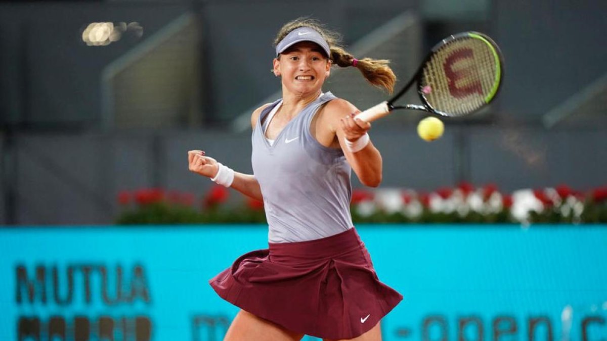 Vicky Jiménez cau però fa suar la número 10 del món