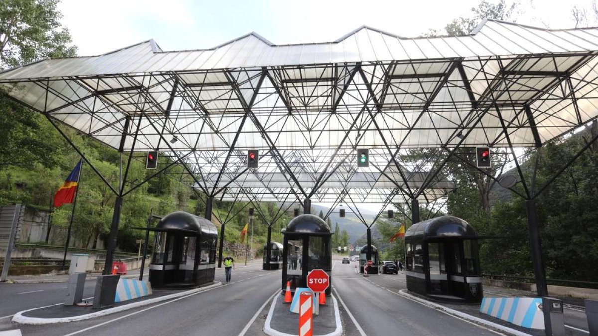 El vet a l'arribada de turistes catalans s'allarga com a mínim fins al 8 de març