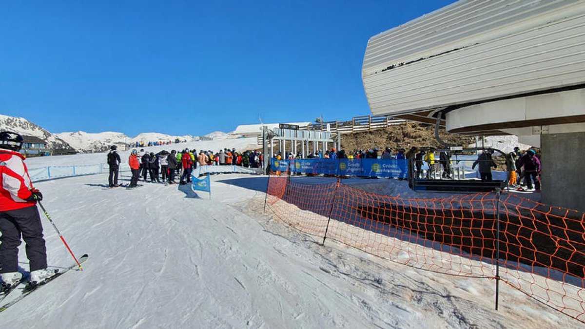 Menys aglomeracions i esquiadors a les pistes