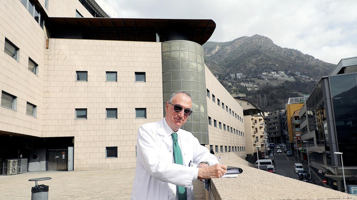 El cap de Salut Mental renuncia  “esgotat” per la implicació en la feina