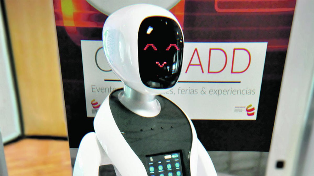 El robot social que informa i la seguretat de Grifols, als set tuits