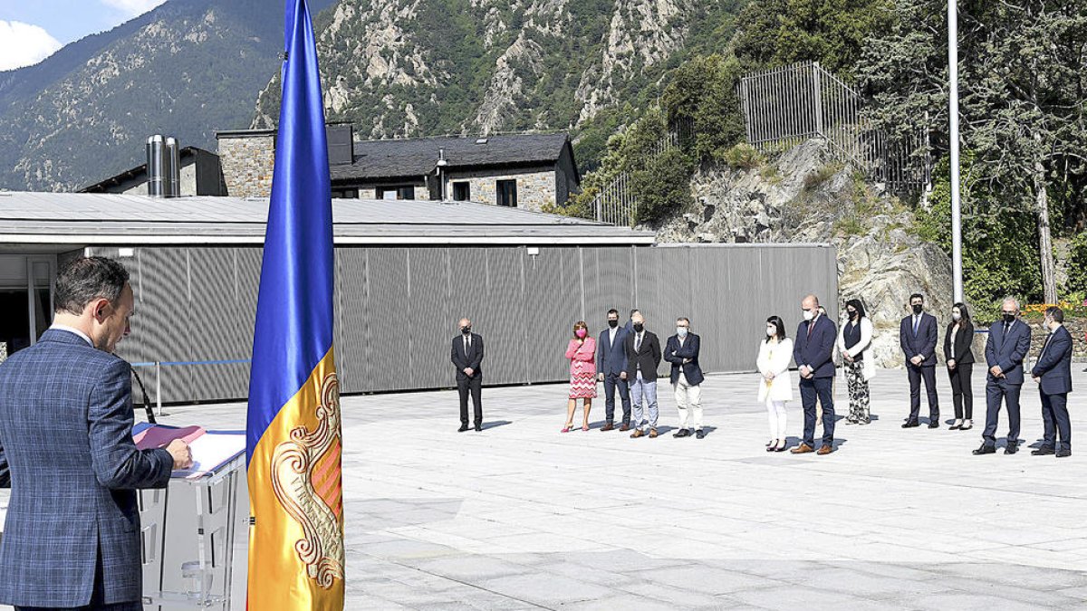 Crítiques a la insolidaritat d'Escaldes i de Sant Julià