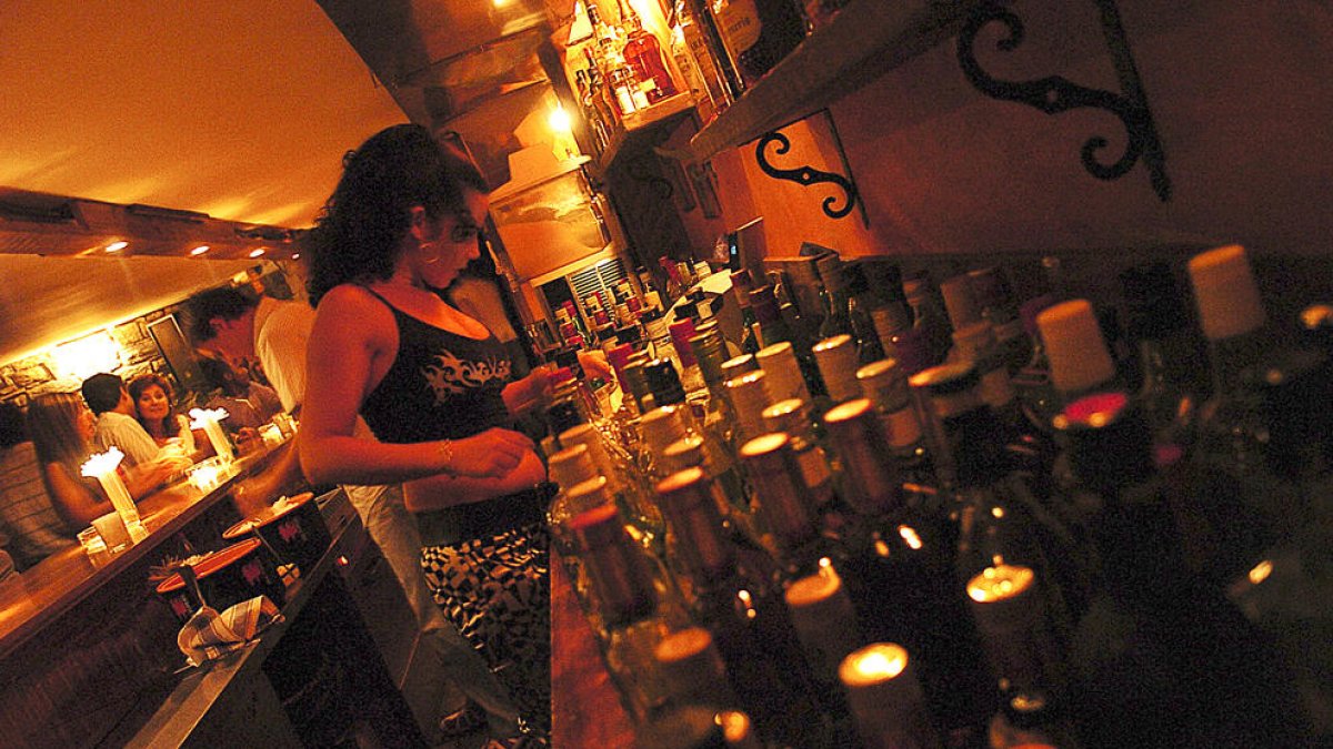 Els propietaris dels locals d'oci nocturn reclamen el seu espai