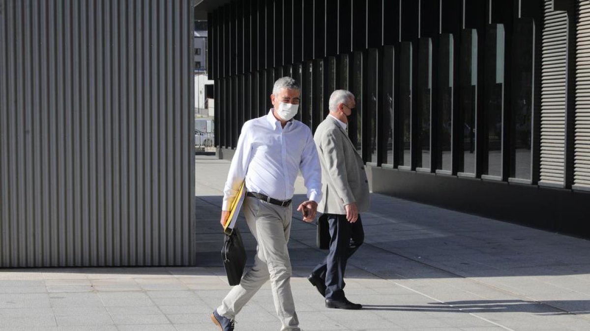 Joan Pau Miquel arribant avui dimarts a la seu de la Justícia