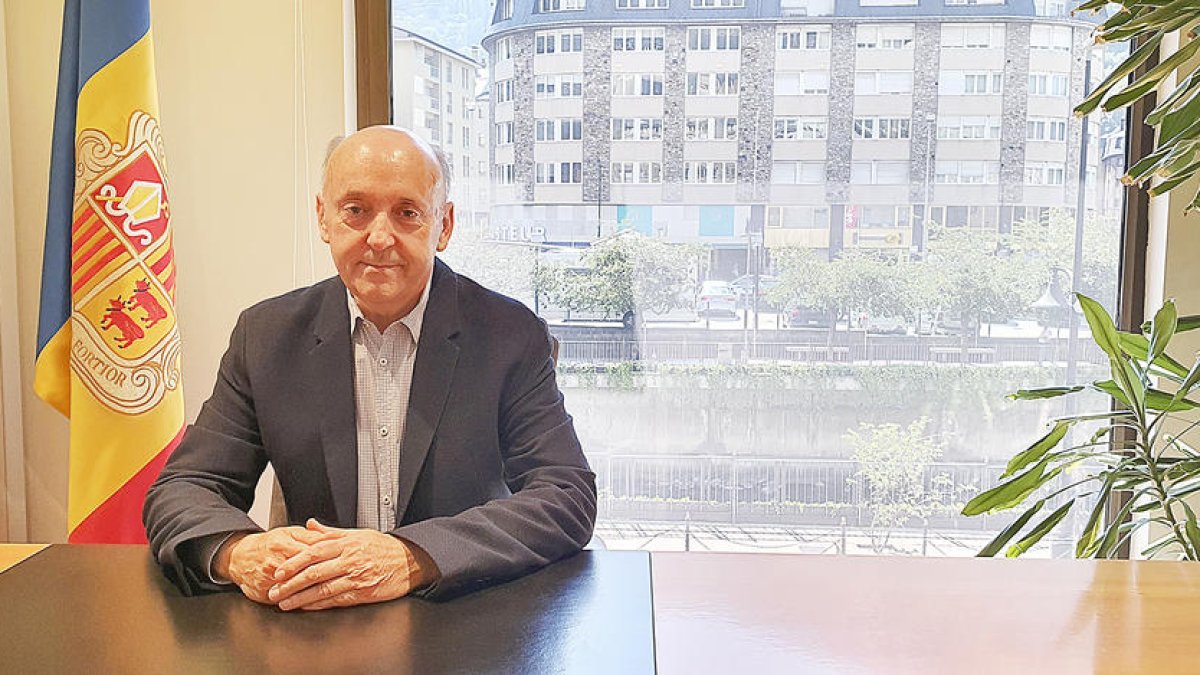 “El turisme és un sector que té futur per recuperar l'economia”