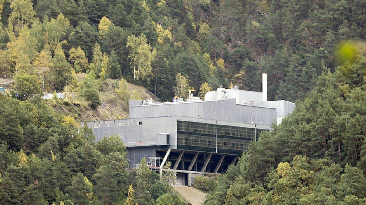 La Batllia investiga el sobrecost a les obres del forn incinerador