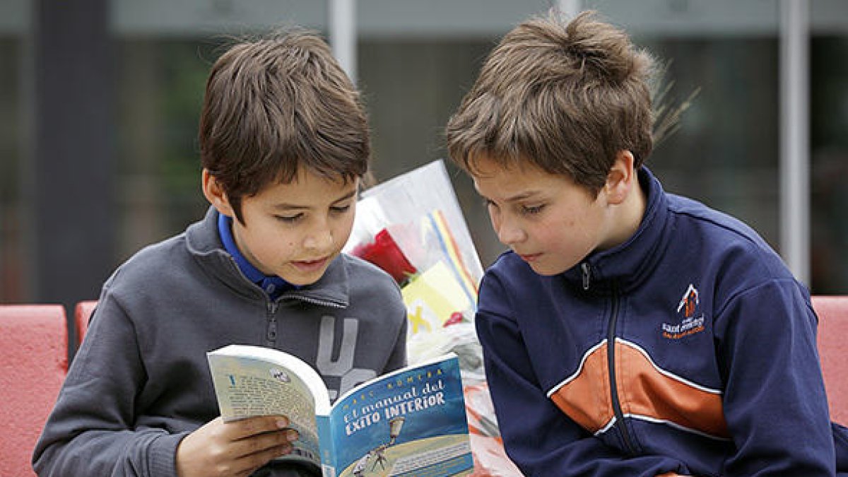 Sant Jordi torna al carrer