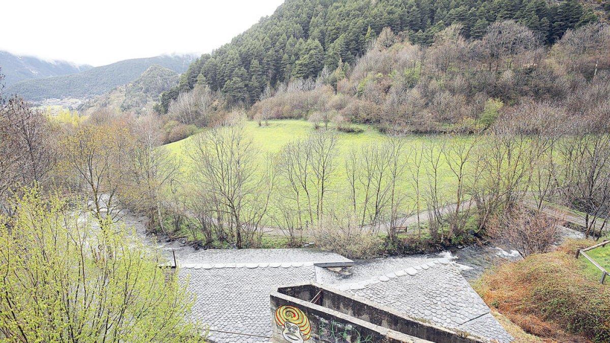 Govern defensa la cessió del sòl a Grifols per l'elevat cost del terreny