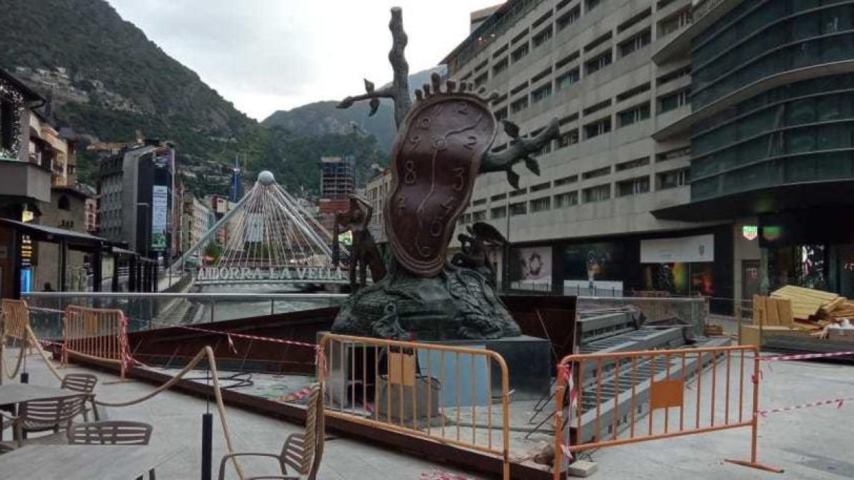 'La noblesse du temps' de Dalí