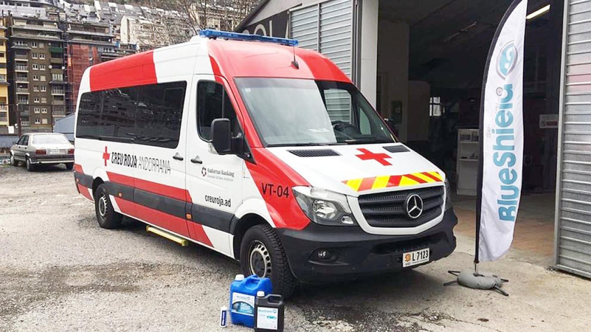 La Creu Roja queda fora del concurs del transport sanitari