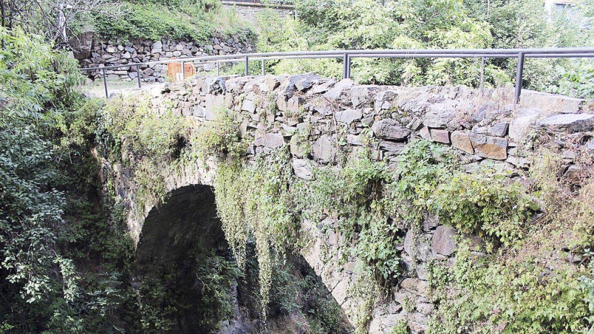 El comú impulsa la rehabilitació dels ponts històrics de la parròquia