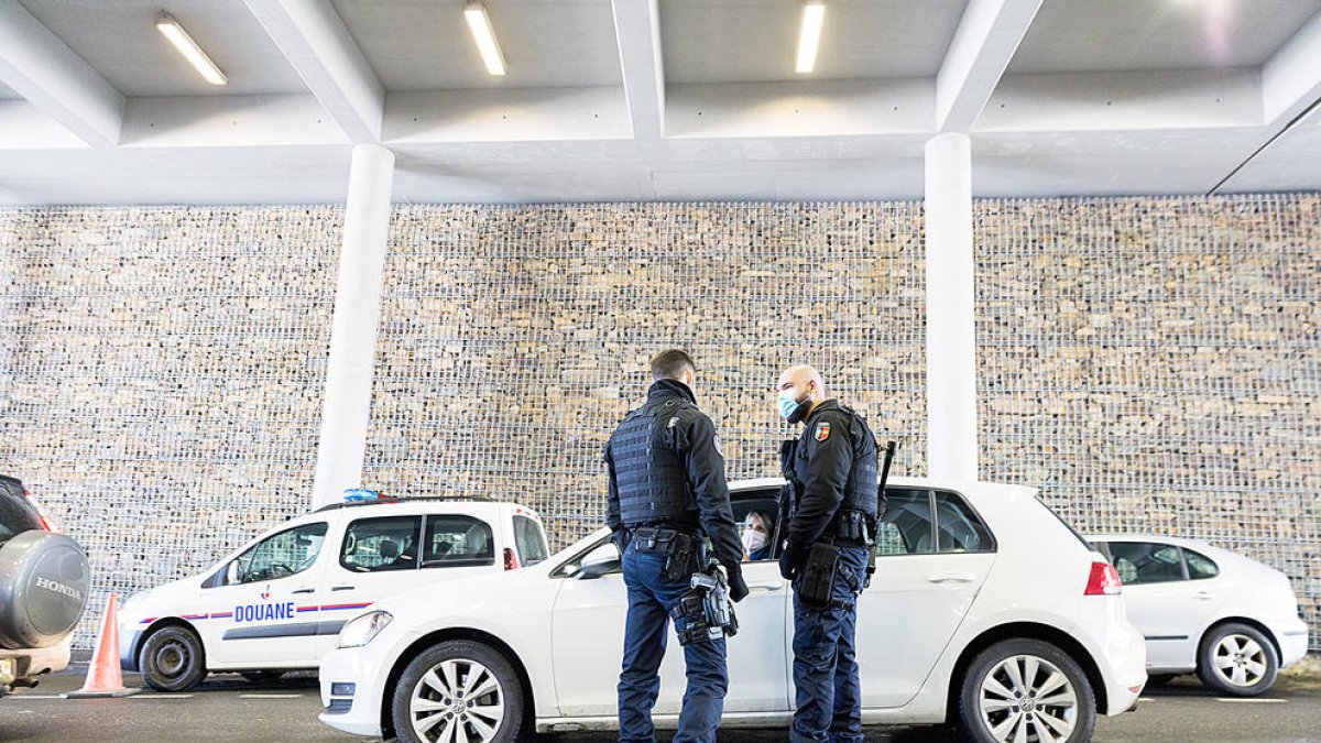 França confirma que aixecarà les restriccions de mobilitat el 3 de maig