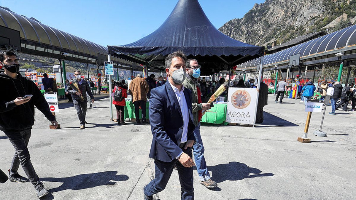 López insta Espot “a deixar de pensar” en els comicis del 2023