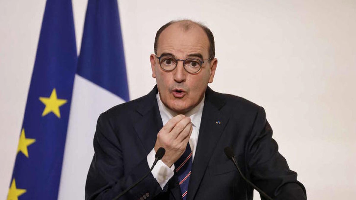 Sis milions d'alumnes tornen avui a les escoles a França