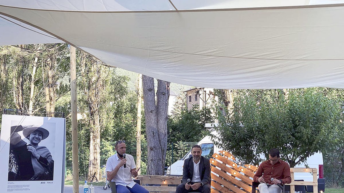 Debats de reactivació econòmica a la Serenalla