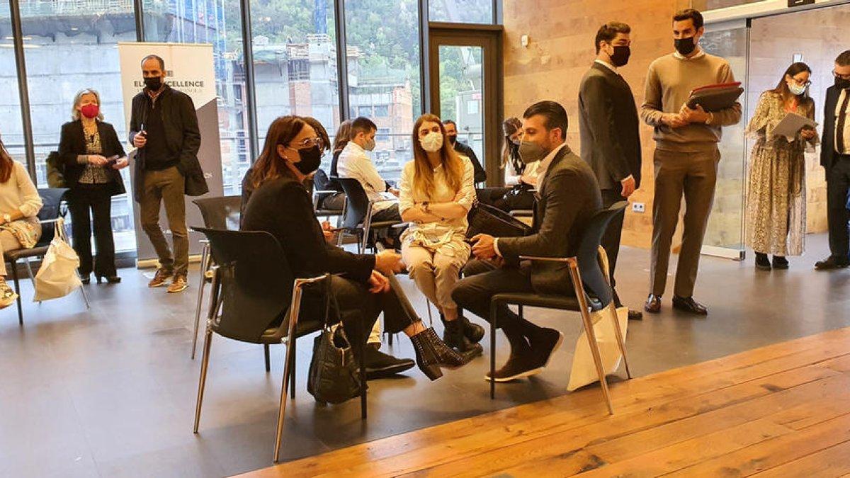 17 empreses de luxe foranes s'interessen per Andorra