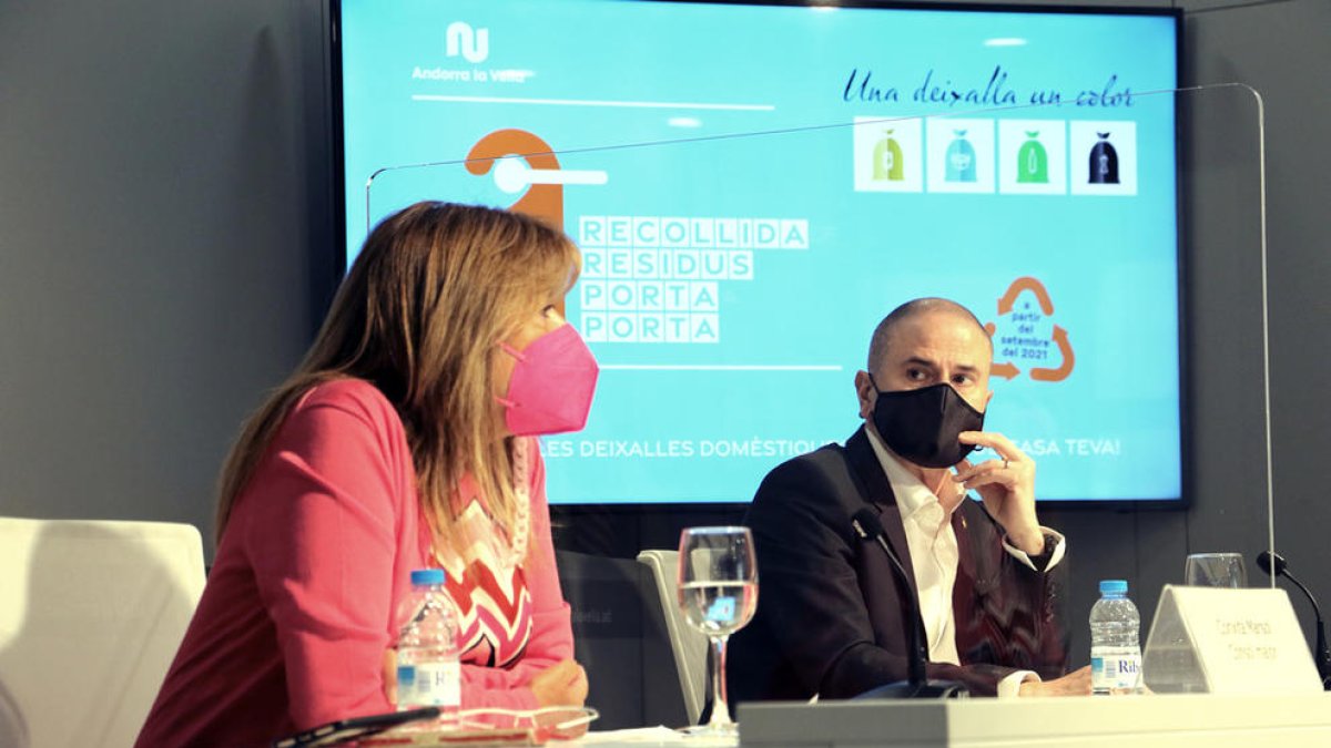 El comú impulsa una prova pilot a Santa Coloma de recollida porta a porta dels residus